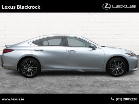 2023 Lexus ES 300 H Hybrid Dynamic €45,950