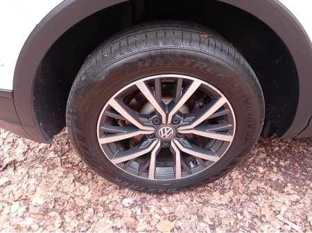 2019 Volkswagen Tiguan - thumbnail 36