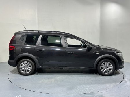 2022 Dacia Jogger Comfort Petrol 7 Seater 1.0 221 €17,750 thumbnail