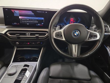 2024 BMW 3 Series - thumbnail 5