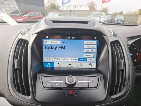 2018 Ford Kuga 1.5 TDCI ZETEC 120PS 2WD 5DR thumbnail