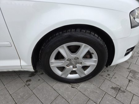 2013 Audi A3 - thumbnail 16