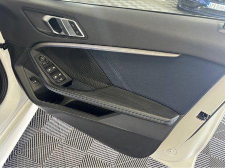 2019 BMW 1 Series - thumbnail 6