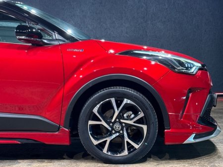 2019 Toyota C-HR - thumbnail 10