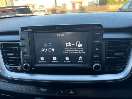 2018 Kia Stonic K2 5DR  LOW  MILEAGE  FULL  SERVICE  HISTORY thumbnail