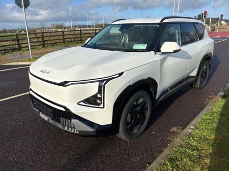 2026 Kia EV5 EV5 EARTH 2, 81KW BATTERY, 7 YEAR WARRANTY, 3 YEAR AA, 0% FINANCE, *3 FREE SEVICES FOR KIA CUSTOMERS* €50,900 thumbnail