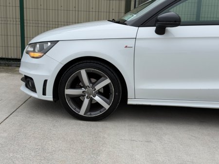 2014 Audi A1 - thumbnail 9