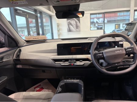 2026 Kia EV5 EARTH 3 LONG RANGE 2026 €52,000 thumbnail