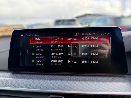 2018 BMW 5 Series - thumbnail 22