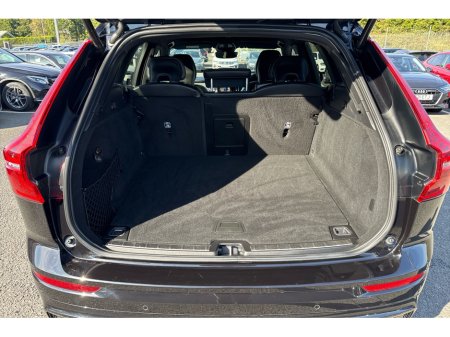 2023 Volvo XC60 + B4 MHEV AWD AUTO PLUS €59,200 thumbnail