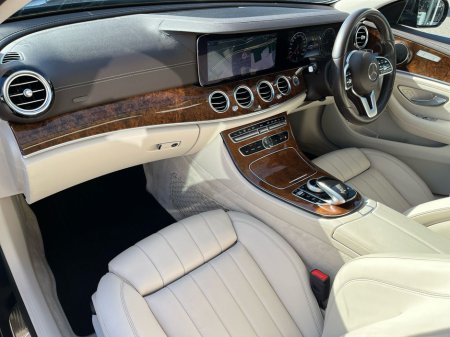 2020 Mercedes-Benz E Class - thumbnail 6