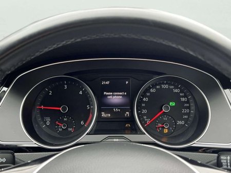 2018 Volkswagen Passat - thumbnail 4