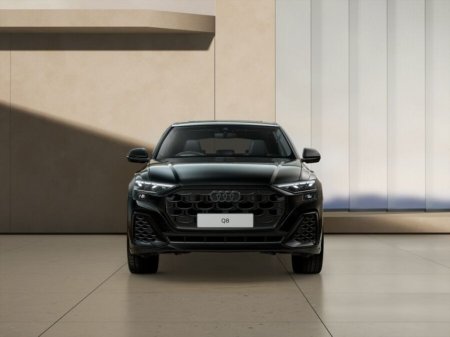 2026 Audi Q8 e-tron SUV COMPETITION 60TFSI E QUATTRO AUTOMATIC €123,804