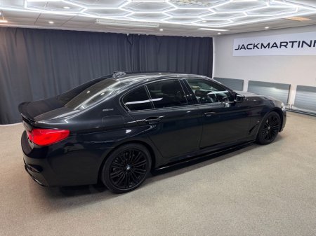 2019 BMW 5 Series - thumbnail 14