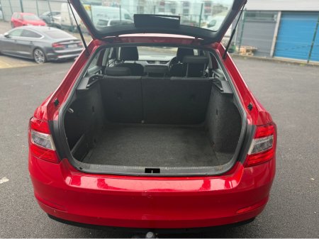 2013 Skoda Octavia 2.0 TDI CR SE 150PS 5DR €6,950 thumbnail