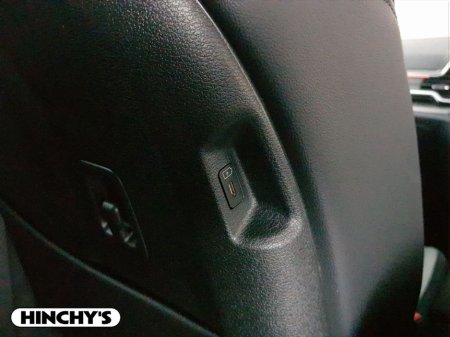 2025 Kia Sportage Plug-in Hybrid €45,900 thumbnail