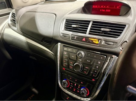 2015 Opel Mokka SC 1.7 CDTI 4DR €7,250 thumbnail