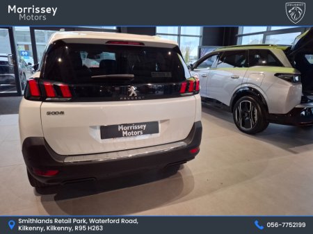 2018 Peugeot 5008 - thumbnail 9