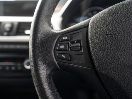 2014 BMW 3 Series - thumbnail 21