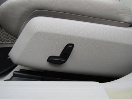 2013 Mercedes-Benz E Class E 200 CDI BE ECO 4DR Auto. LOW KLMS. €12,950 thumbnail