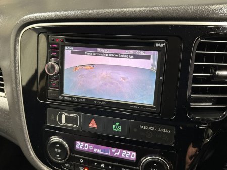 2016 Mitsubishi Outlander 2.2 Diesel Automatic 4x4 7 Seater €16,400 thumbnail