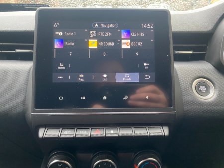 2020 Renault Clio - thumbnail 7