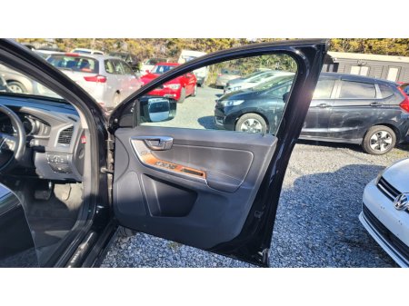 2016 Volvo XC60 - thumbnail 13