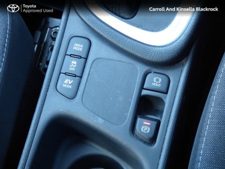 2024 Toyota Yaris - thumbnail 15