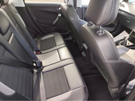 2017 Peugeot 2008 - photo 8
