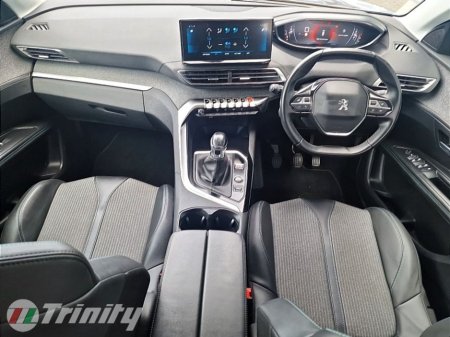 2022 Peugeot 3008 - thumbnail 2