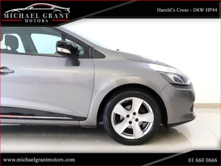 2016 Renault Clio 1.2 PETROL 16V 75 DYNAMIQUE NAV ONLY 71KM IRISH CAR €11,950 thumbnail