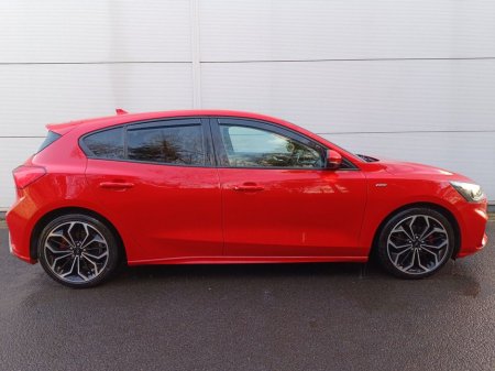 2019 Ford Focus 1.5 TDCi 120PS ST-Line M6F 19" ST Alloys €18,995 thumbnail