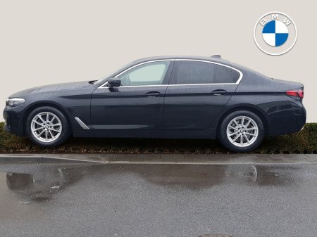 2023 BMW 5 Series 520d SE €46,995 thumbnail