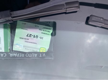 2017 Renault Clio - thumbnail 15