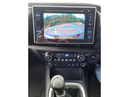 2020 Toyota Hilux  €19,511 thumbnail