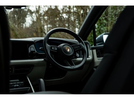 2024 Porsche Cayenne E-HYBRID 4DR AUTO *MEGA SPEC* €107,900 thumbnail