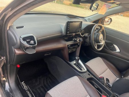 2021 Toyota Yaris Cross - thumbnail 2