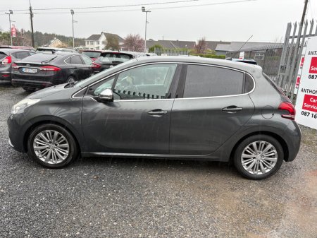 2017 Peugeot 208 - photo 6