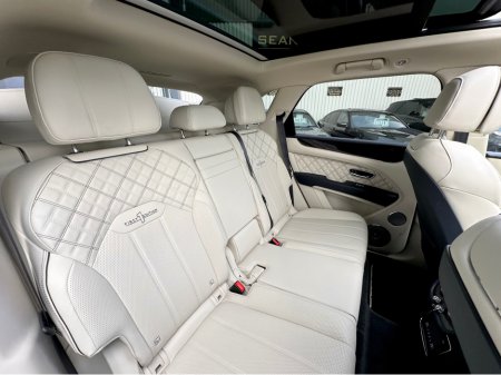 2022 Bentley Bentayga FIRST EDITION thumbnail