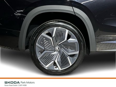 2025 Skoda Kodiaq Sportline IV 1.5TSi PHEV 204BHP - Reversing Camera - Climate Control - Sat Nav - Heated Seats - Keyless Start - Apple CarPlay/Android Auto thumbnail