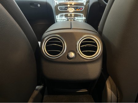 2016 Mercedes-Benz C Class €19950! 2016 MERCEDES-BENZ C220D AVANTGARDE 2.2 AUTOMATIC / CRUISE CONTROL / REVERSE CAMERA / ELECTRIC MEMORY & HEATED SEATS / €19,950 thumbnail