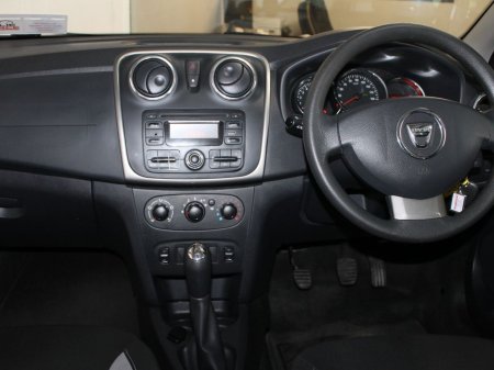 2017 Dacia Sandero Stepway Alternative 1.5 DCI 90 €8,750 thumbnail