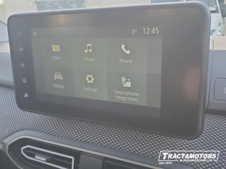 2023 Dacia Jogger EXPRESSION TCE 110 NBI 5DR thumbnail