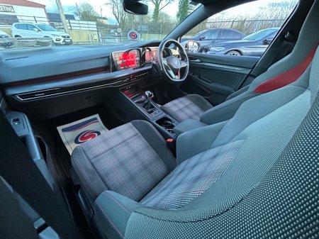 2021 Volkswagen Golf 2.0 TSI 245HP GTI €33,850 thumbnail