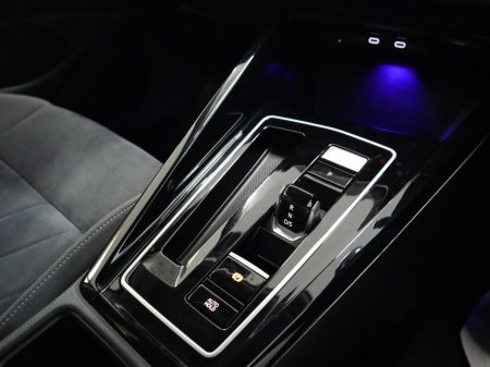 2024 Volkswagen Golf *41* STYLE TSI E-HYBRID S DSG €29,900 thumbnail