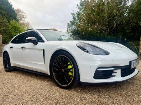2019 Porsche Panamera 4 SPORT TURISIMO  *F.Porsche.S.H…Extended Porsche Warranty* €59,950