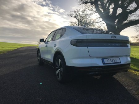 2025 Ford Capri Select 5D 82ER285 ZE2 RWD