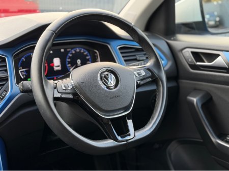 2020 Volkswagen T-Roc HIGHLINE - 2.0L DIESEL - AUTO - 12M WARRANTY - CAR: thumbnail