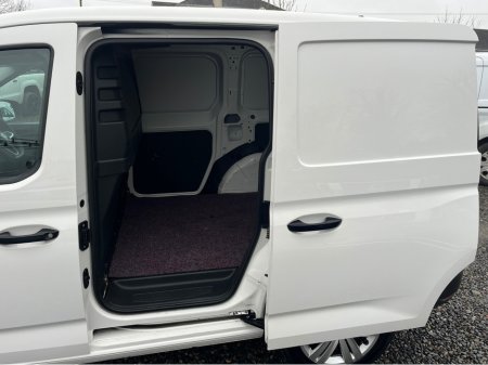 2022 Volkswagen Caddy - thumbnail 9