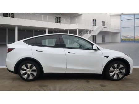 2023 Tesla Model Y - thumbnail 16